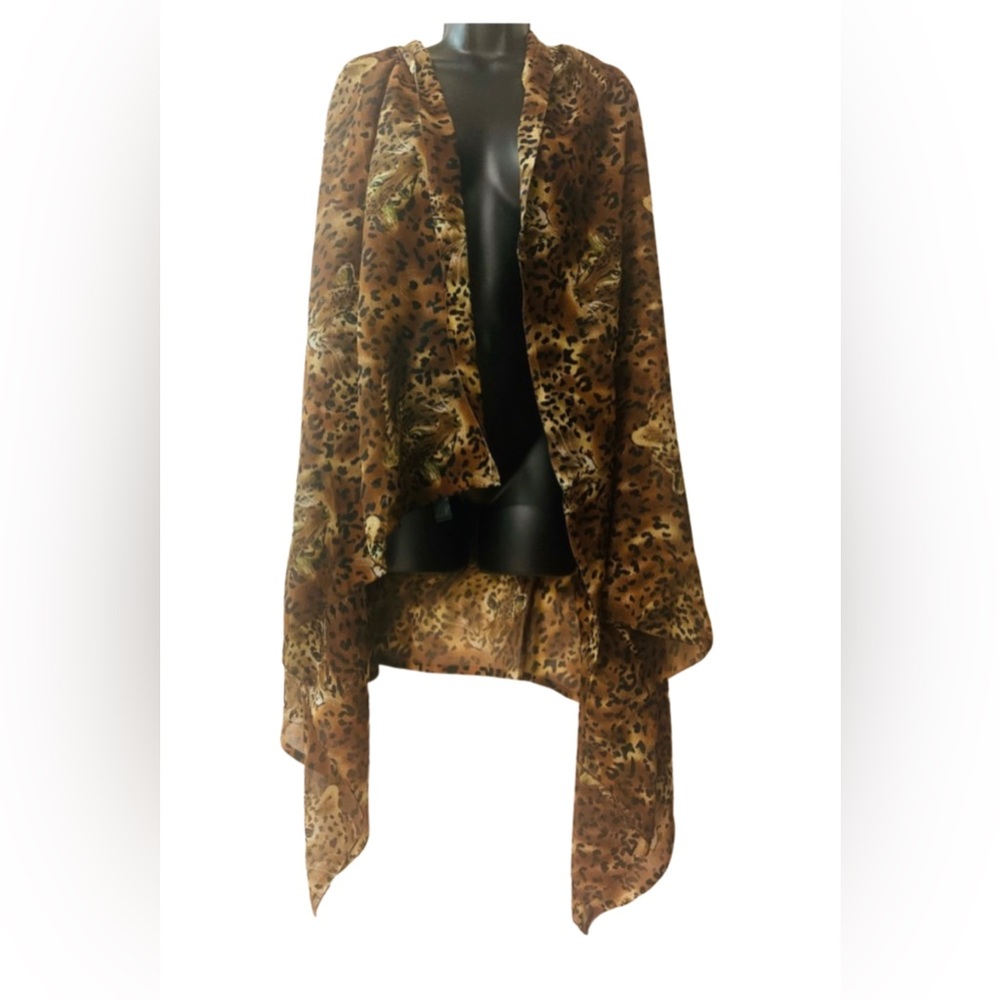 Lady Juliet Wrap/Scarf NWOT Leopard Print with Travel Pouch